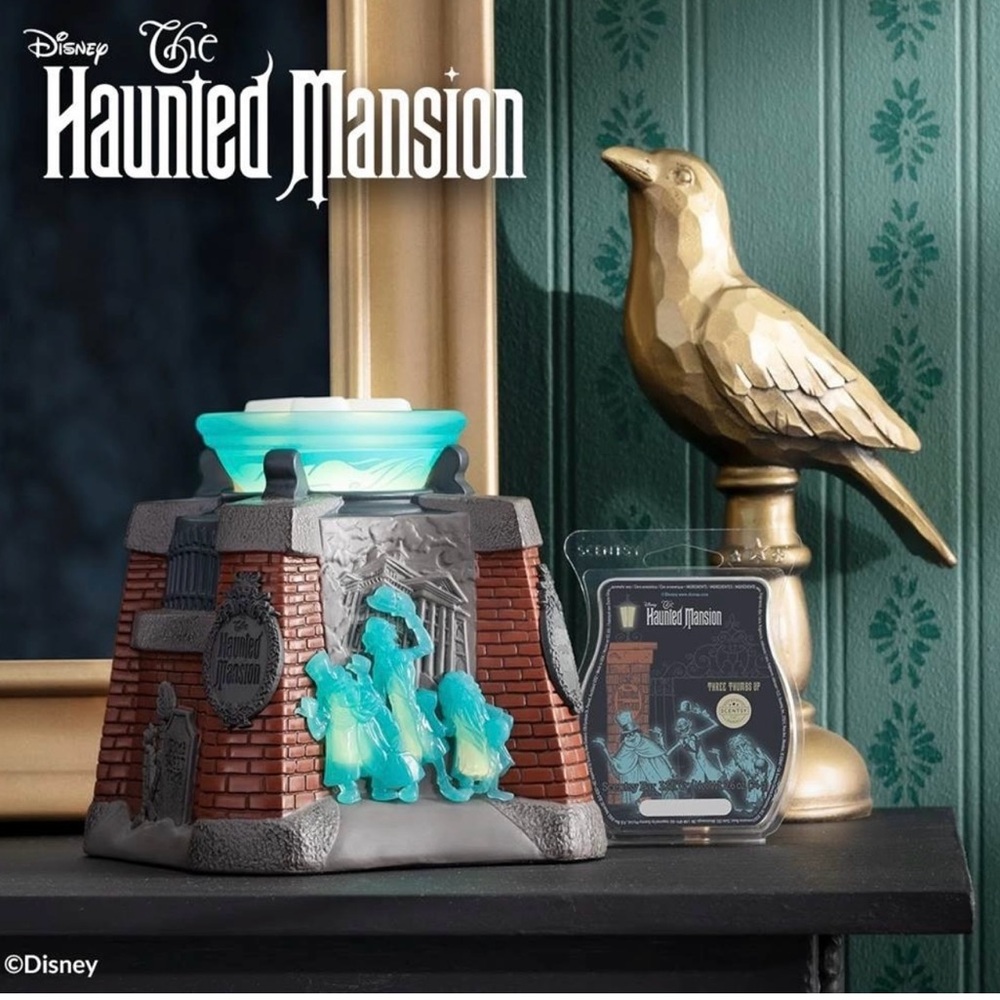 Scentsy warmer - Disney haunted mansion. BNIB